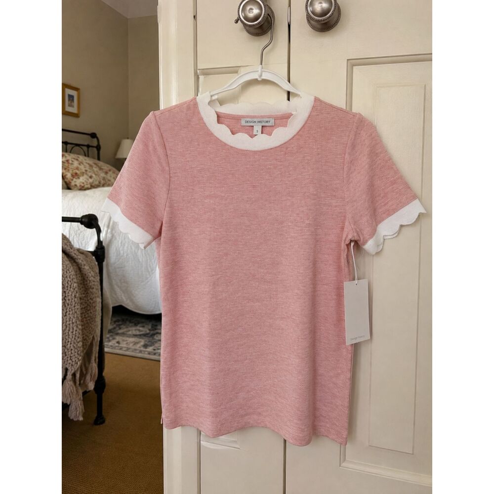 Design History Mila Scallop Trim Knit Top Pink Cream Size S NWT